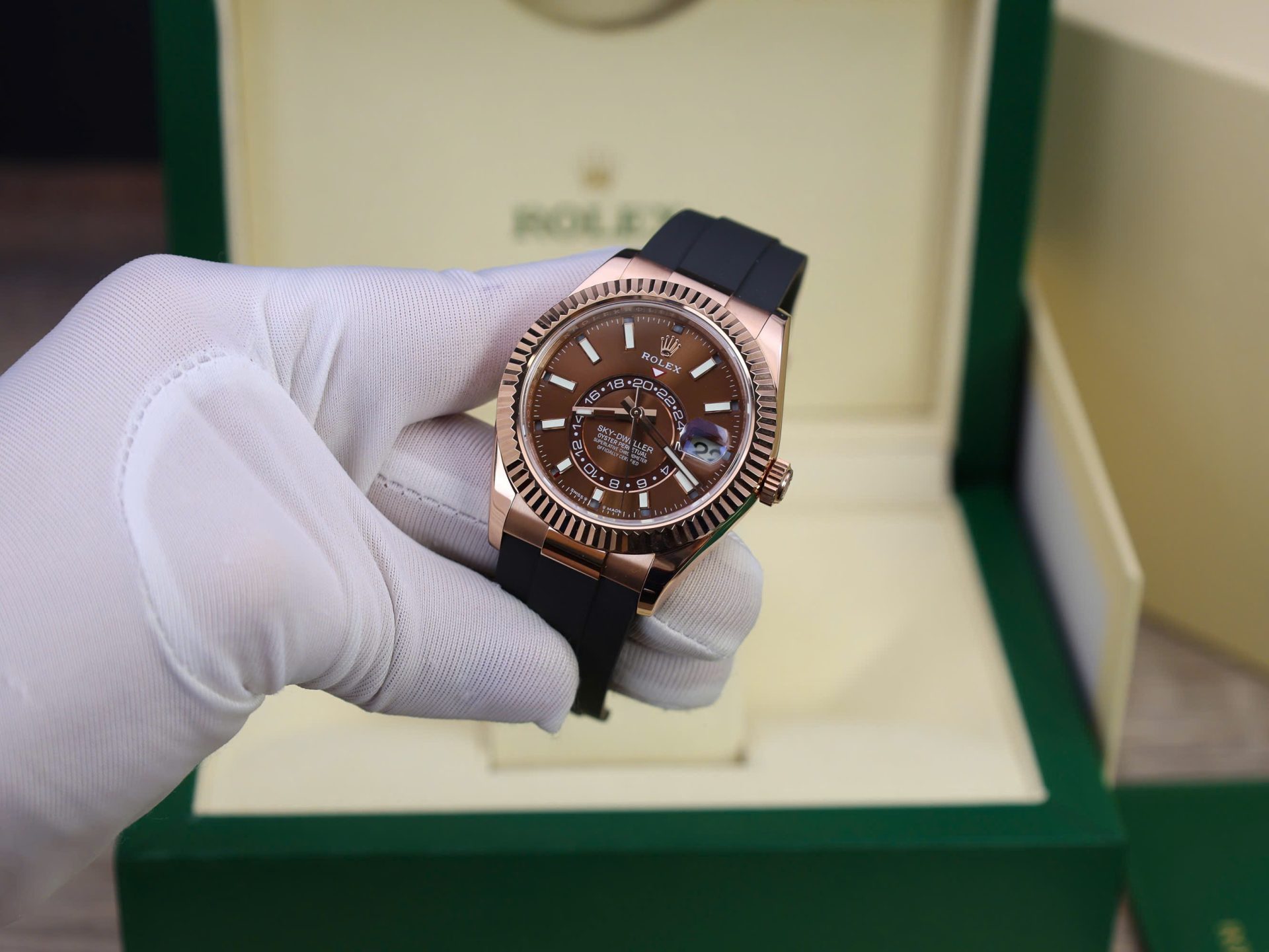Rolex Sky-Dweller M336235 Custom Gold Wrapped Chocolate Dial 42mm Super Clone - Image 5