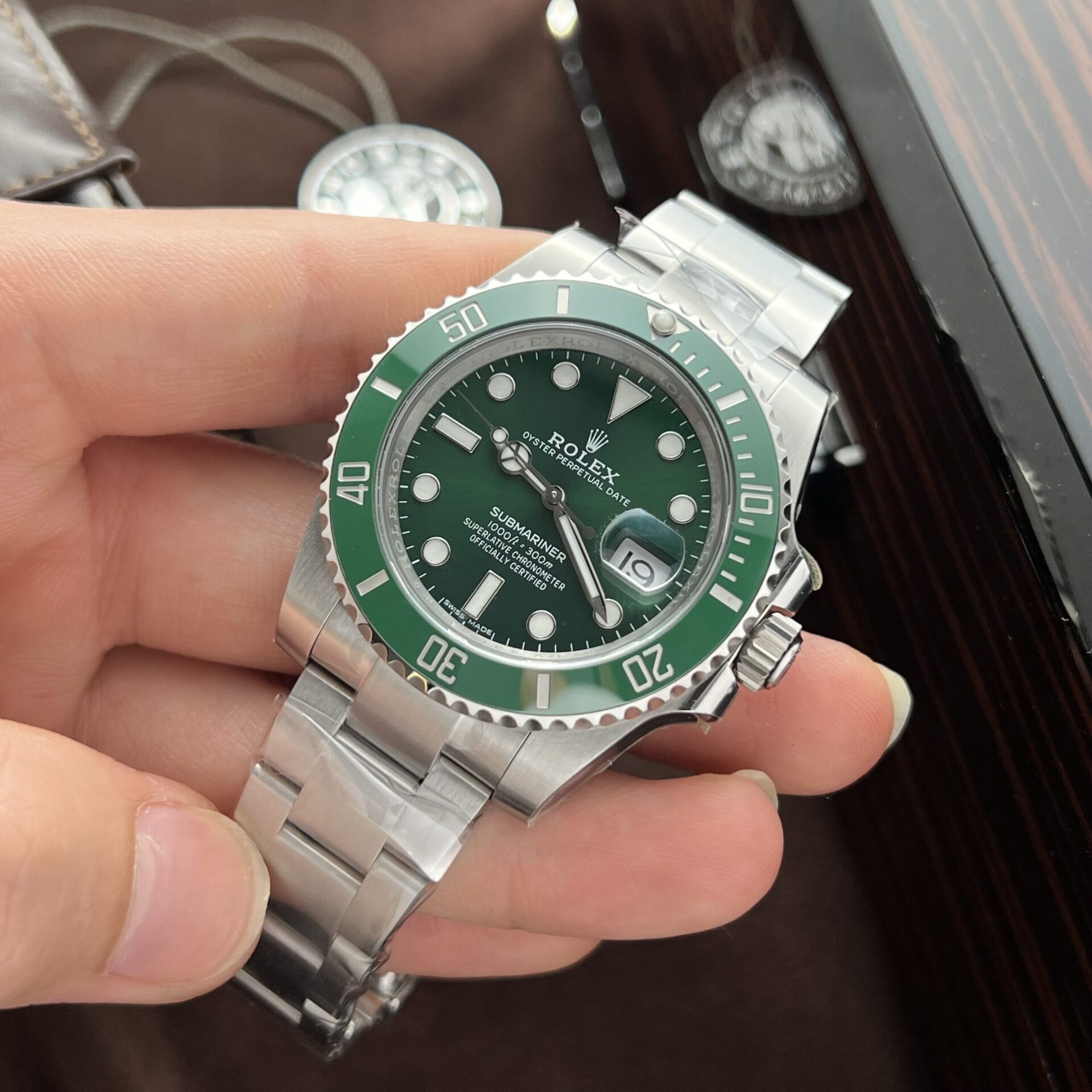 Rolex Submariner 116610LV Hulk Super Clone Watch Clean Factory 40mm - Image 2