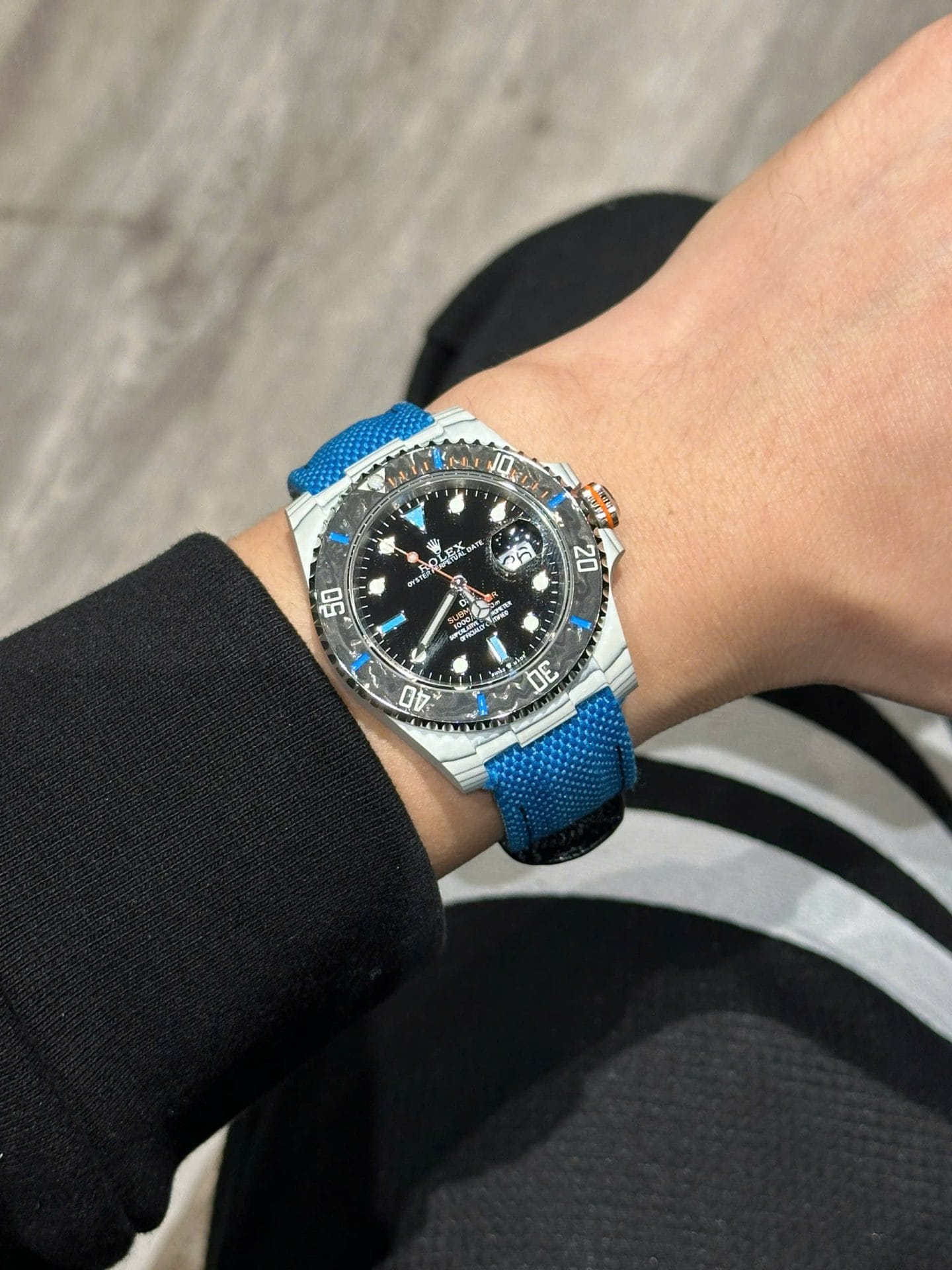 Rolex Submariner DIW Carbon Super Clone Watch Black Dial 40mm - Image 3