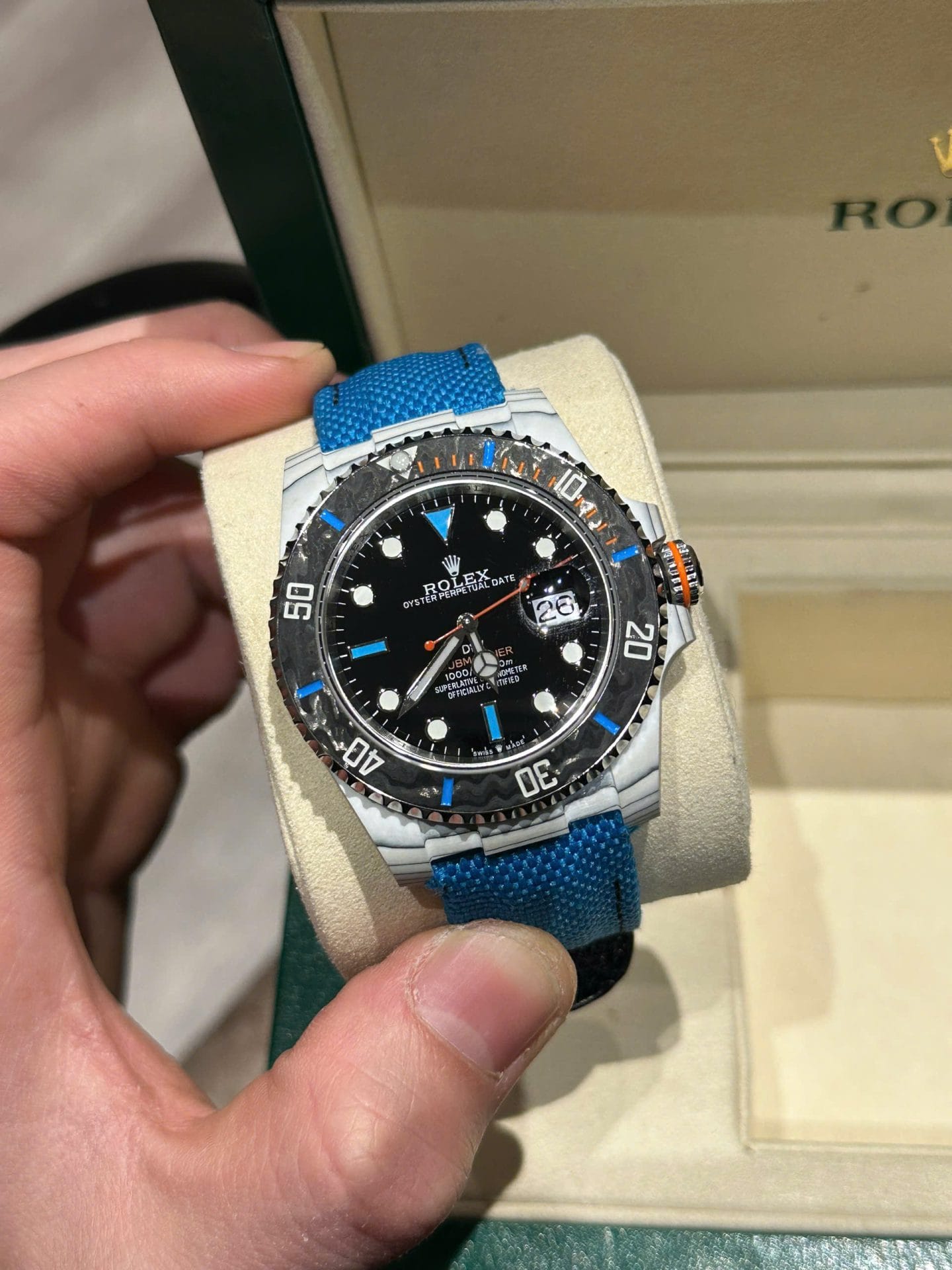 Rolex Submariner DIW Carbon Super Clone Watch Black Dial 40mm - Image 2