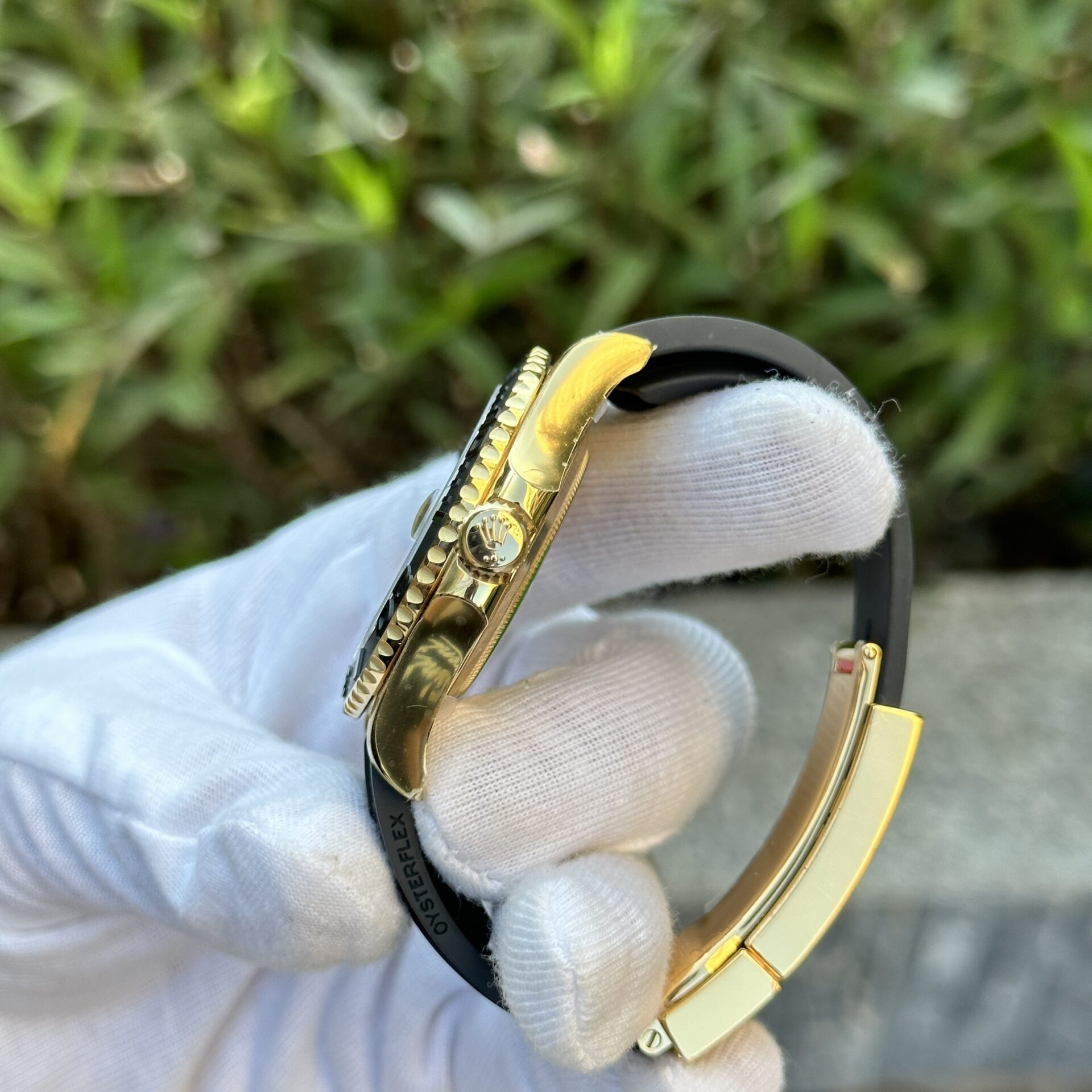 Rolex Yacht-Master 226658 Yellow Gold Super Clone 1:1 Watch Clean 42mm - Image 5