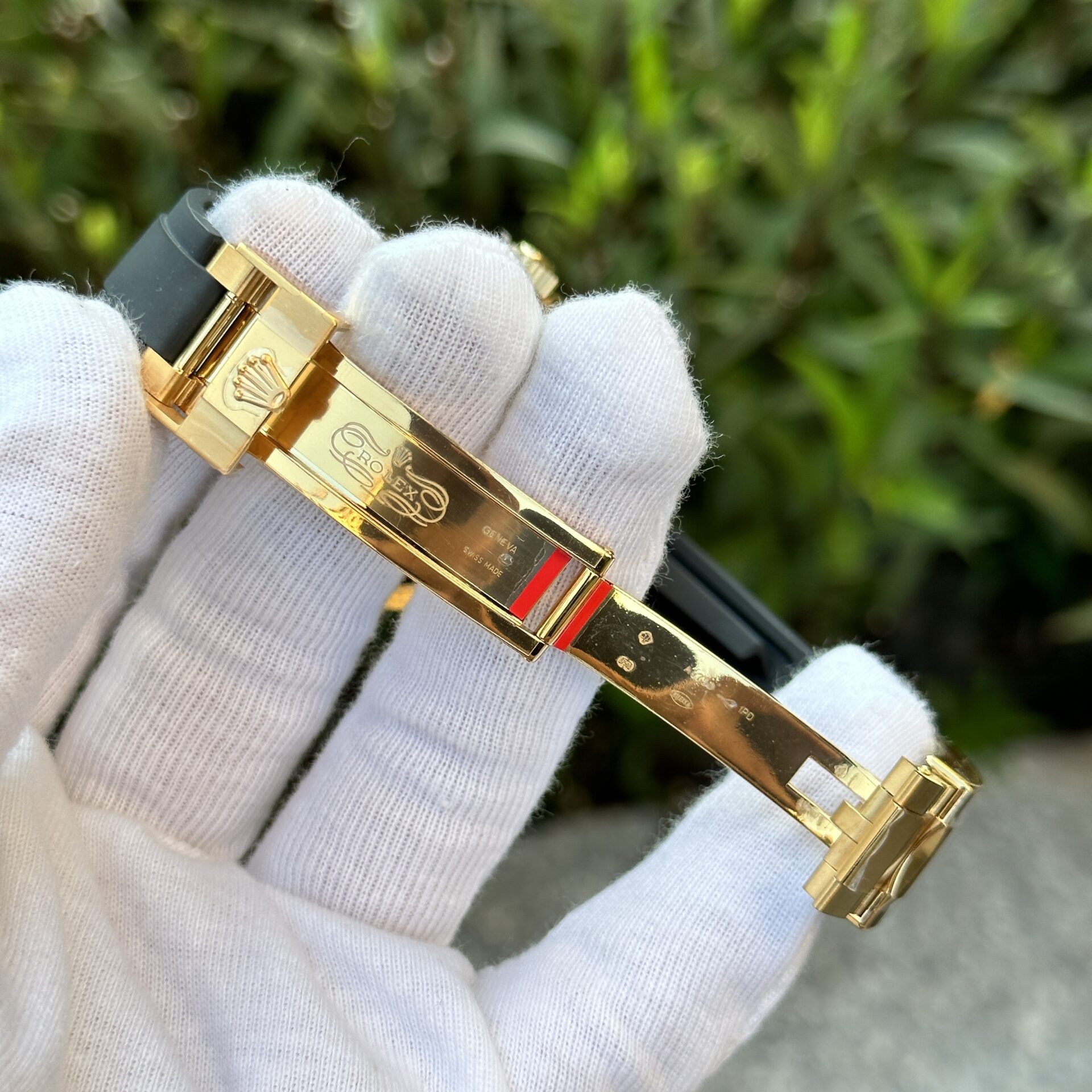 Rolex Yacht-Master 226658 Yellow Gold Super Clone 1:1 Watch Clean 42mm - Image 6