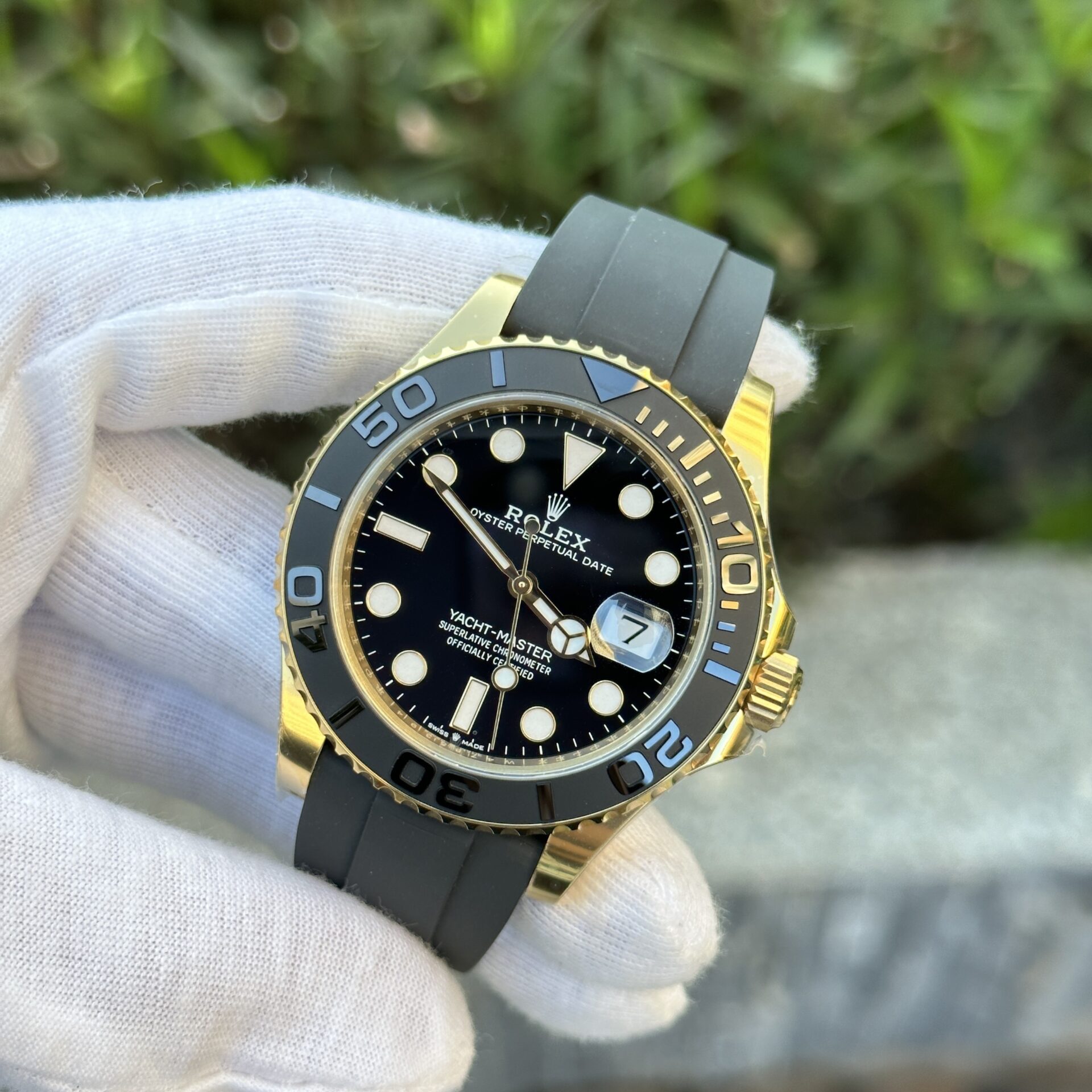 Rolex Yacht-Master 226658 Yellow Gold Super Clone 1:1 Watch Clean 42mm - Image 3