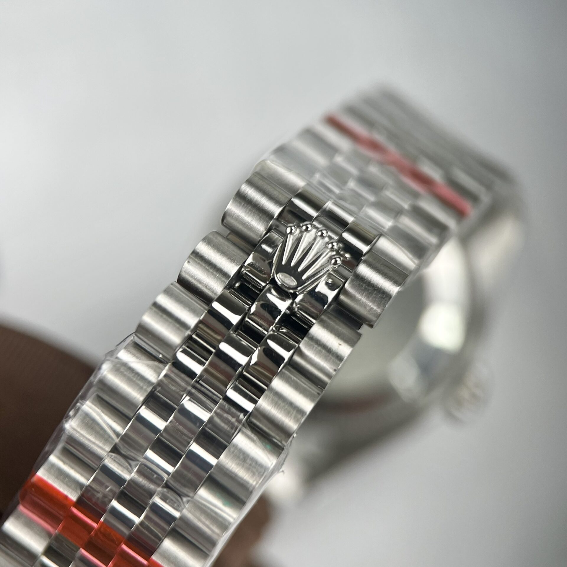 Rolex DateJust Super Clone Watch Mother of Pearl Dial Jubilee Strap 31mm - Image 5