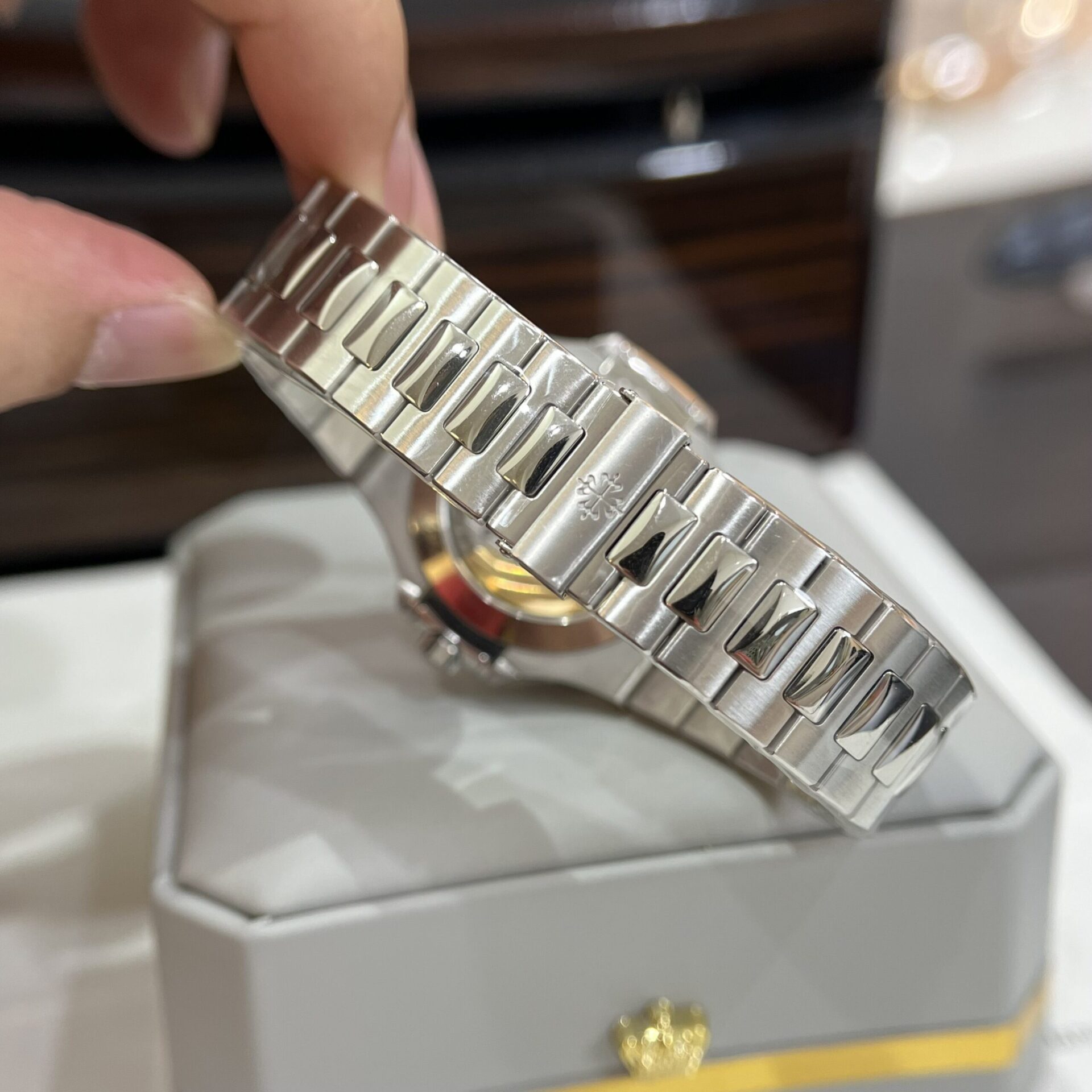 Patek Philippe Nautilus 5726G Super Clone Watch Dial Gray GR Factory 40.5mm - Image 8