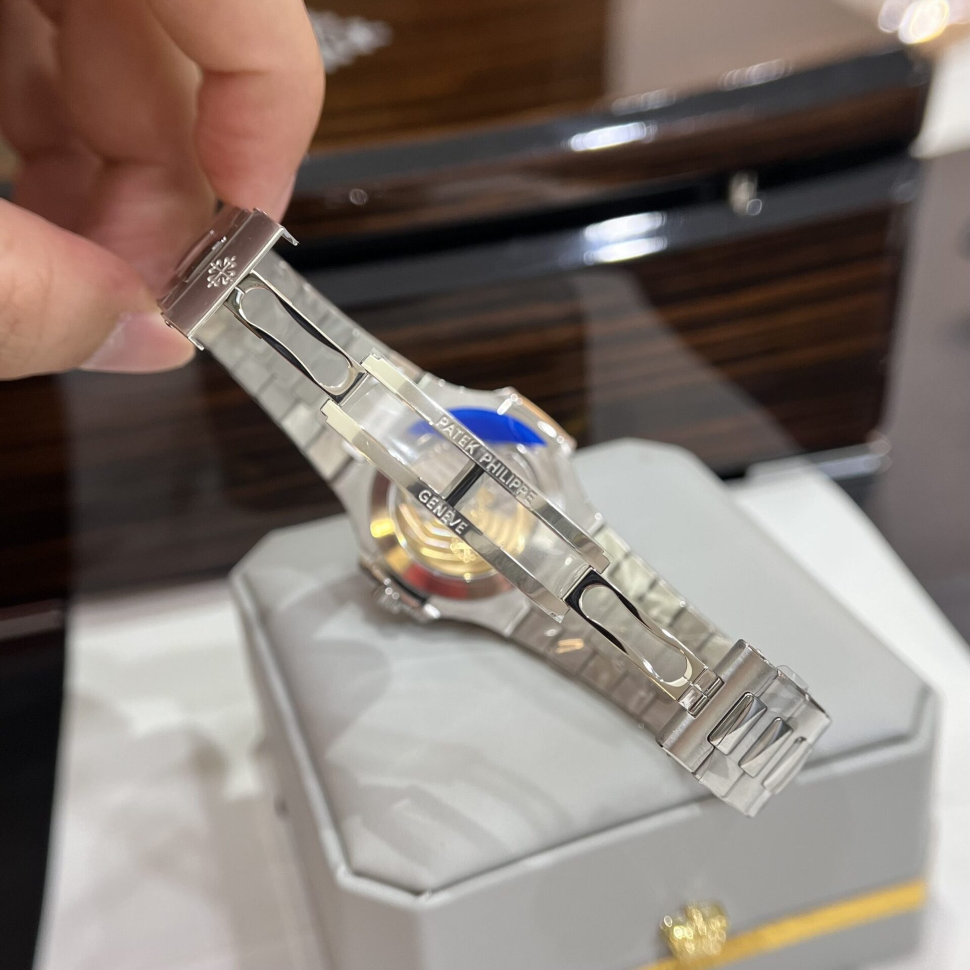 Patek Philippe Nautilus 5726G Super Clone Watch Dial Gray GR Factory 40.5mm - Image 7