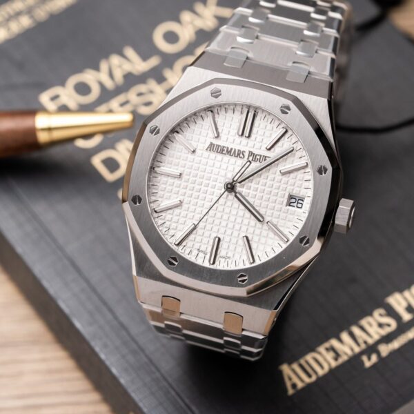 Dong Ho Audemars Piguet 15500ST Replica 11 Mat So Trang ZF 1 1