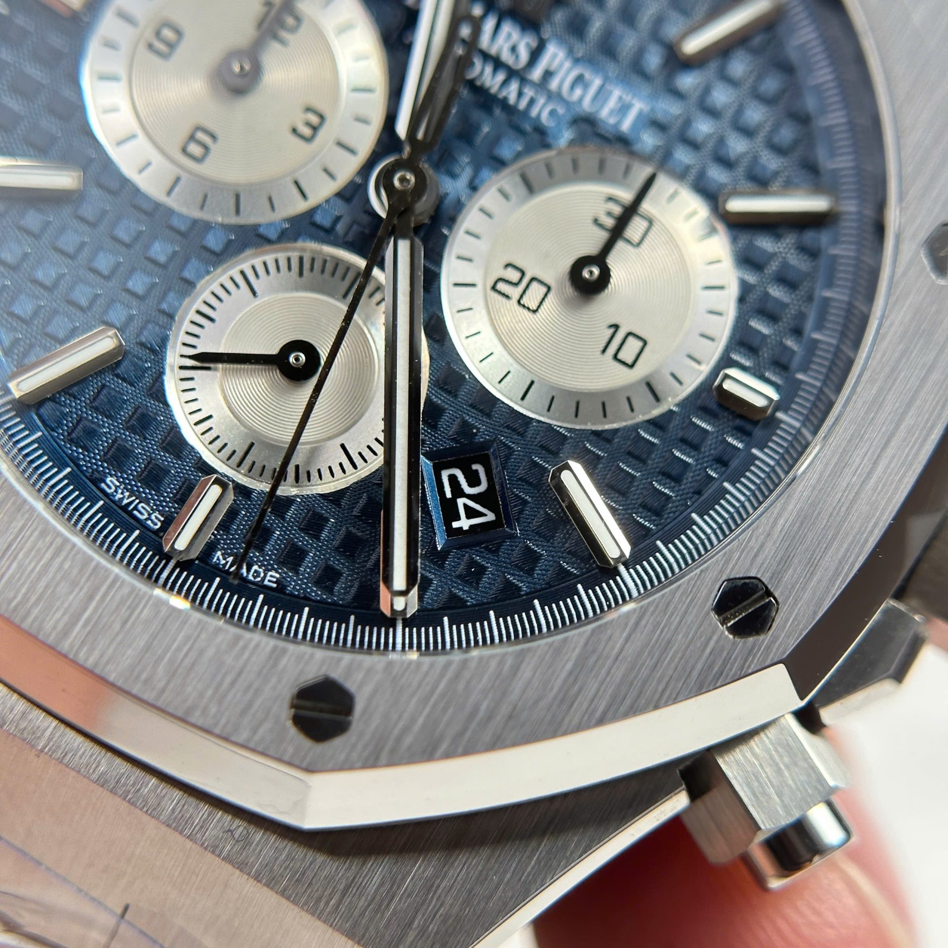 Audemars Piguet Super Clone Watches Royal Oak 26331 Chronograph Dial Blue 41mm - Image 7