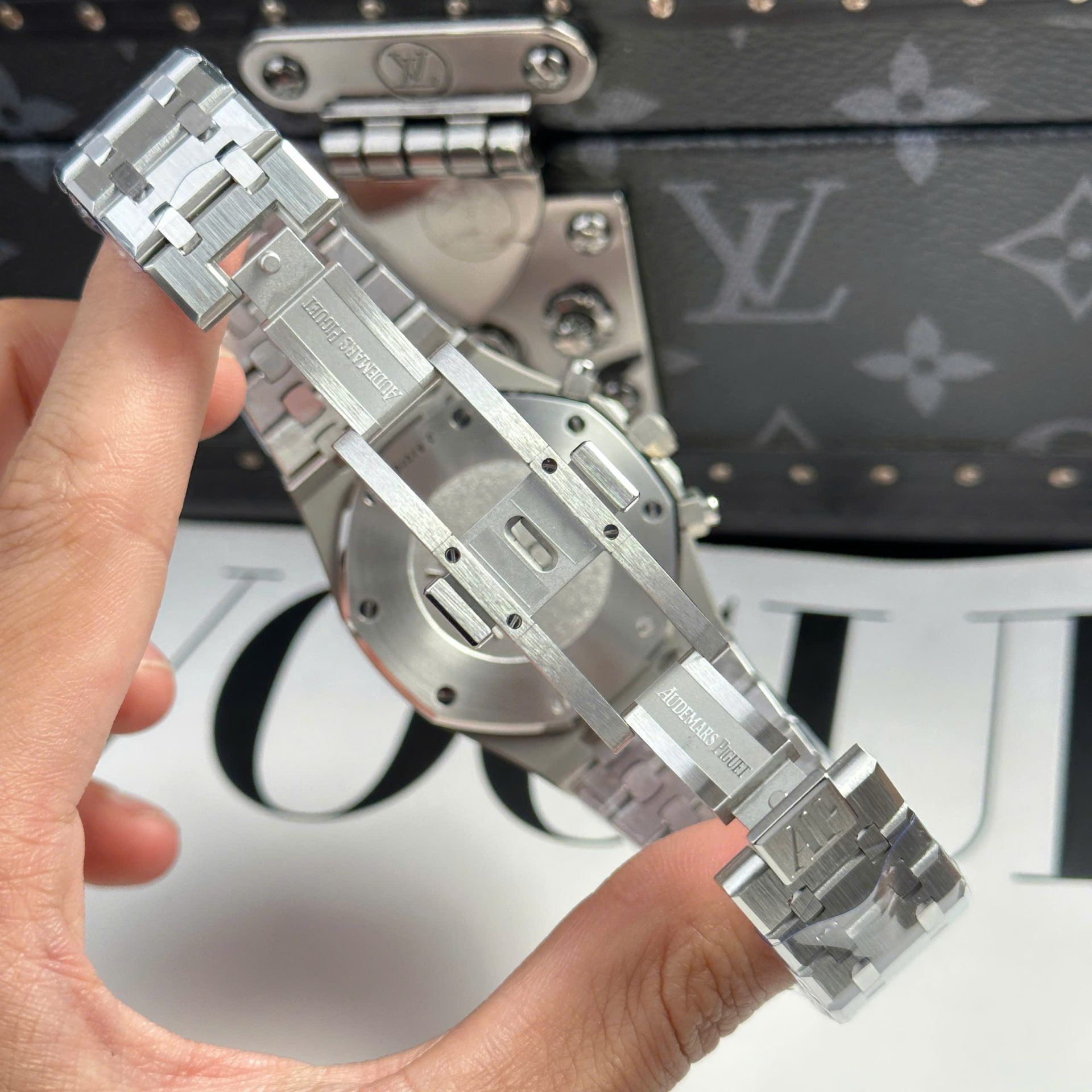 Audemars Piguet Super Clone Watches Royal Oak 26331 Chronograph Dial Blue 41mm - Image 13