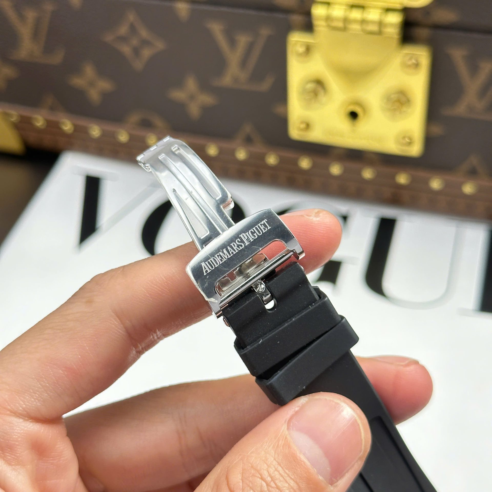 Audemars Piguet Royal Oak 15400ST Replica Watch Blue Dial Rubber Strap APS Factory 41mm - Image 11
