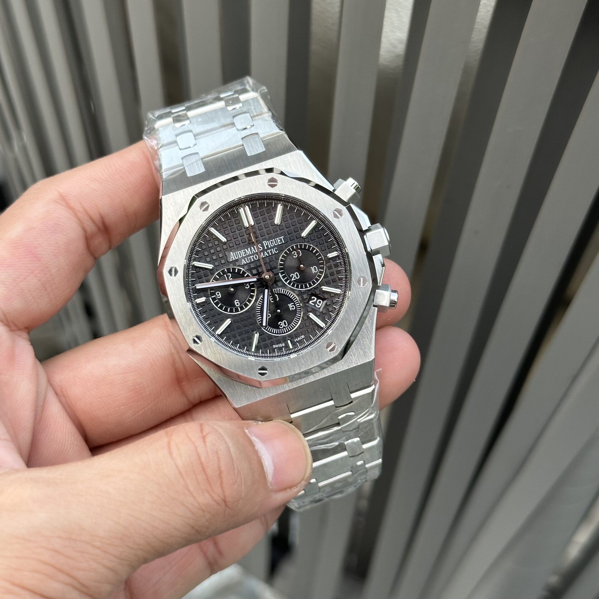 Audemars Piguet Royal Oak 26331ST Gray Dial Super Clone Watch APS 41mm - Image 3