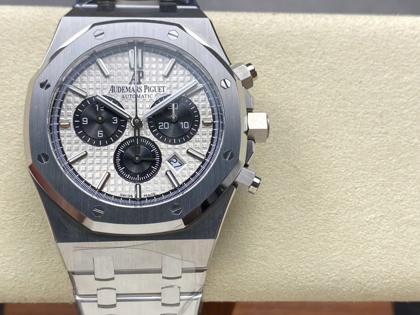Audemars Piguet Super Clone Watches Royal Oak 26331 Chronograph Dial White 41mm - Image 4