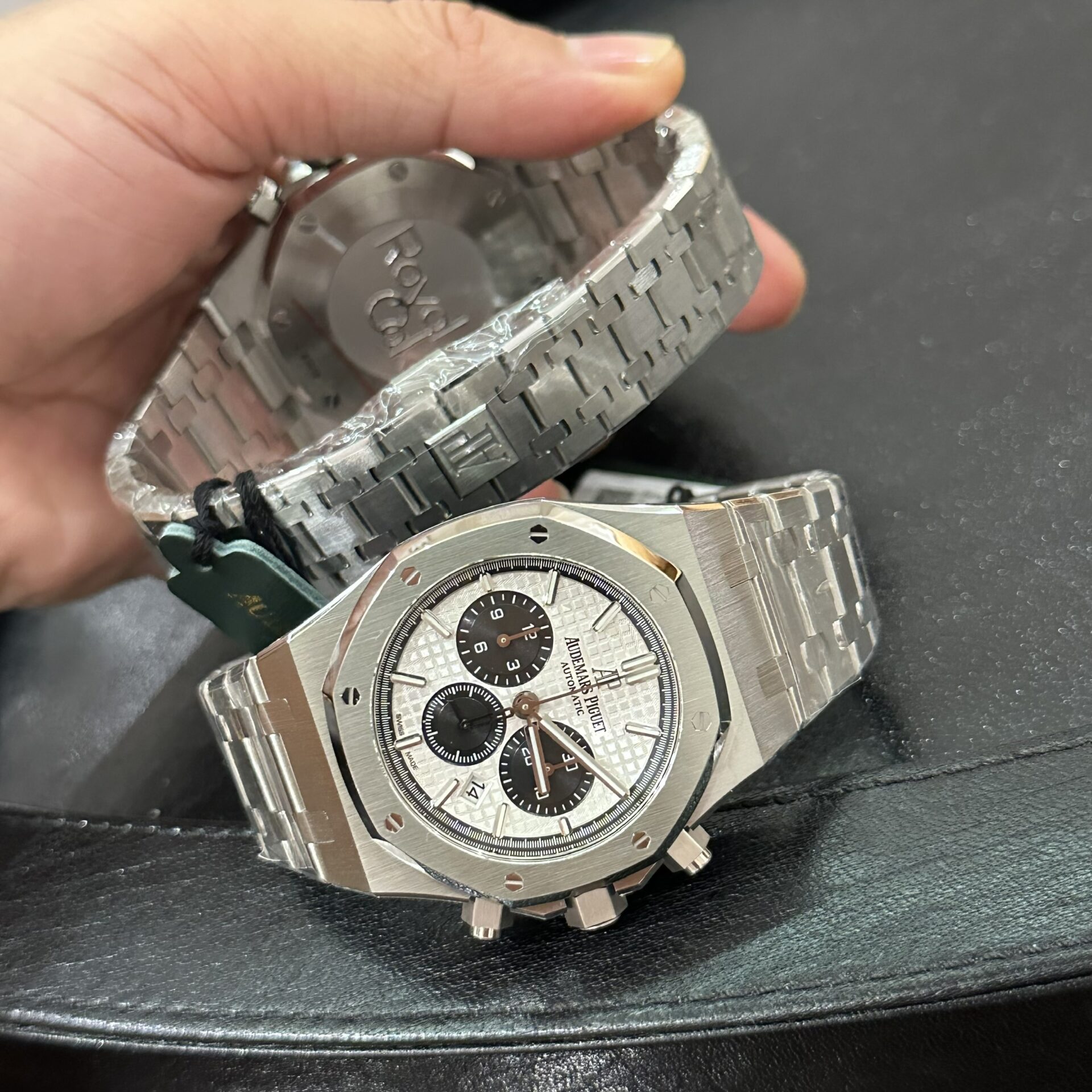 Audemars Piguet Royal Oak 26331ST Super Clone Watch White Dial 41mm - Image 7