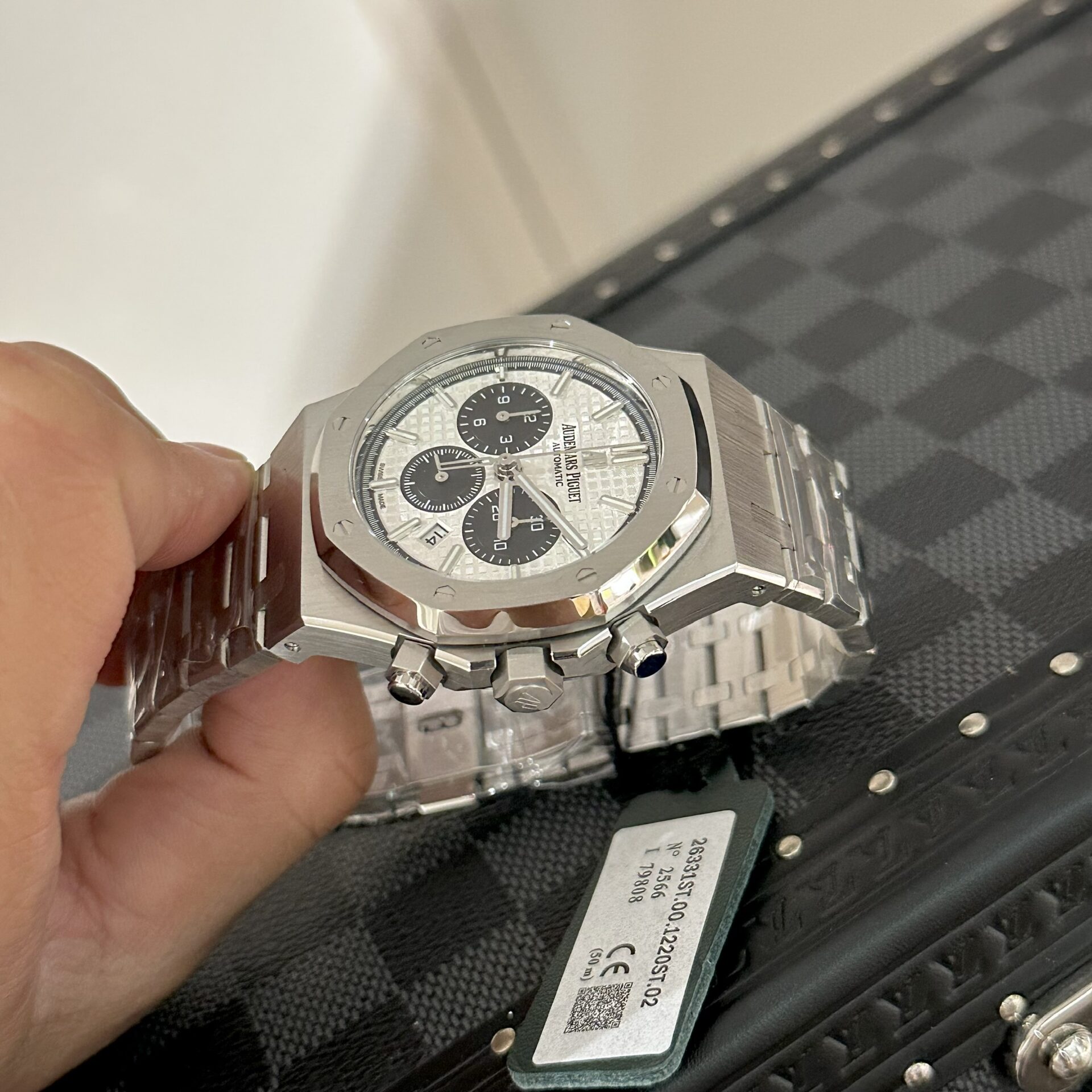 Audemars Piguet Royal Oak 26331ST Super Clone Watch White Dial 41mm - Image 3