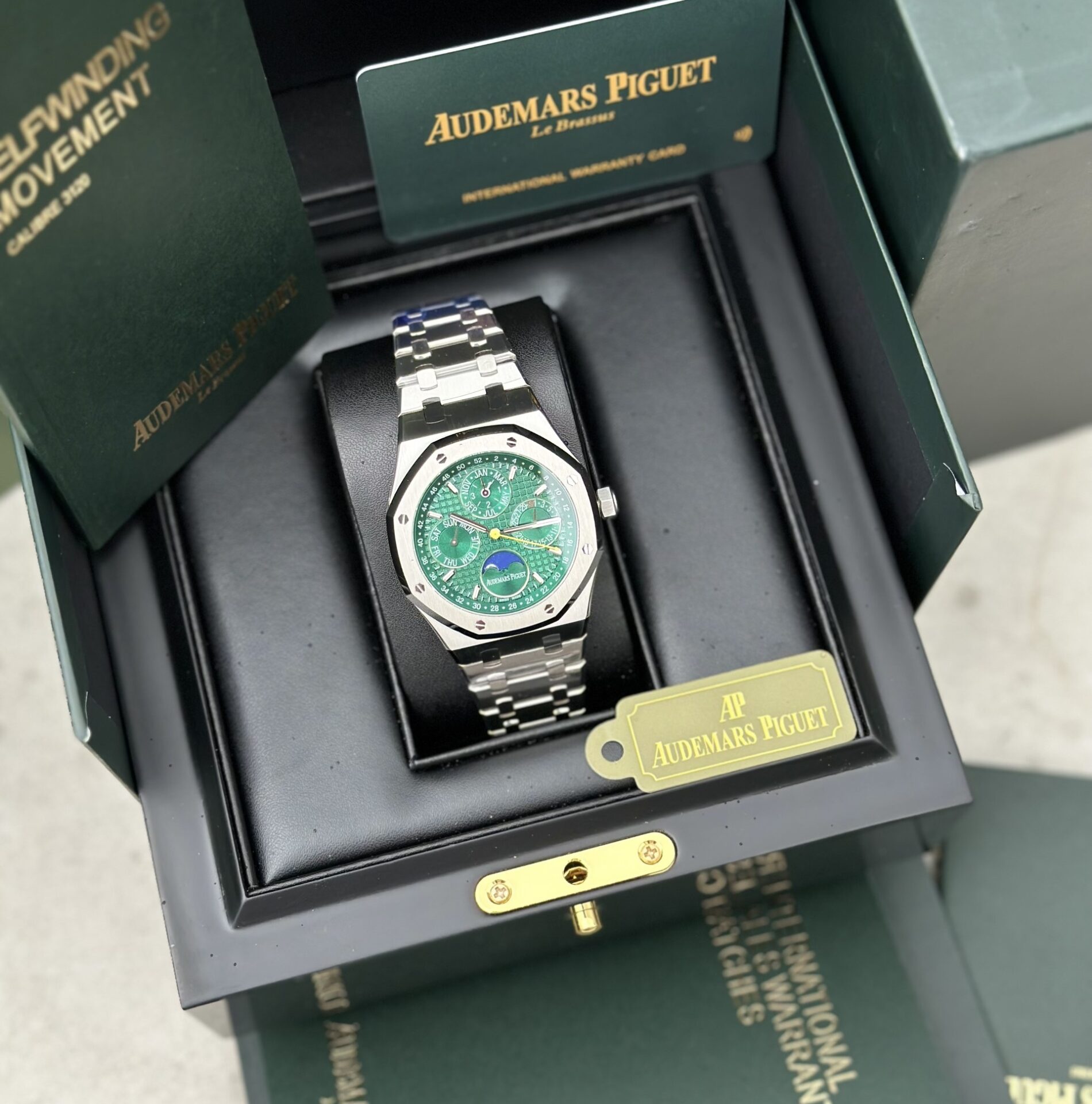 Audemars Piguet Super Clone Watch Royal Oak 26574ST Green Dial 41mm - Image 2