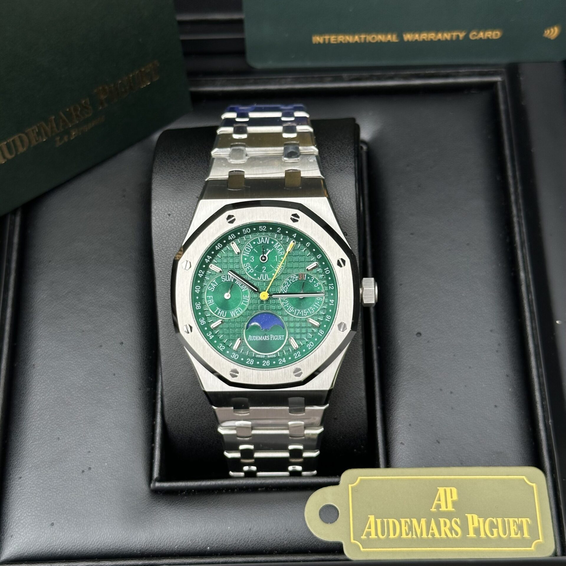 Audemars Piguet Super Clone Watch Royal Oak 26574ST Green Dial 41mm