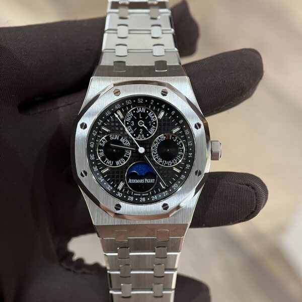 Dong Ho Audemars Piguet Royal Oak 26574ST Replica 11 Mau Den 41mm 2 1 1