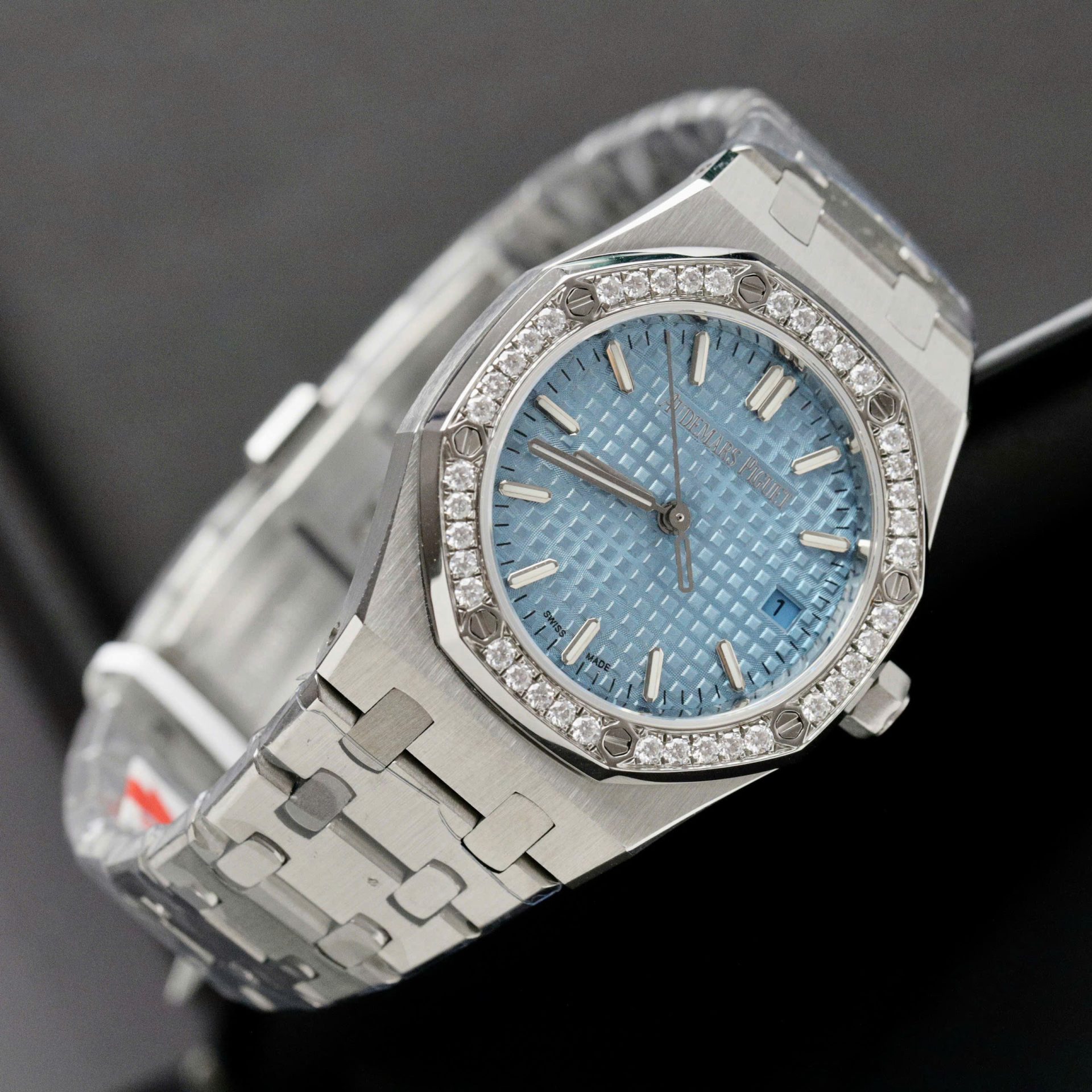 Audemars Piguet Royal Oak Super Clone Watch Ice Blue Dial Bezel Diamonds Moissanite 34mm - Image 3