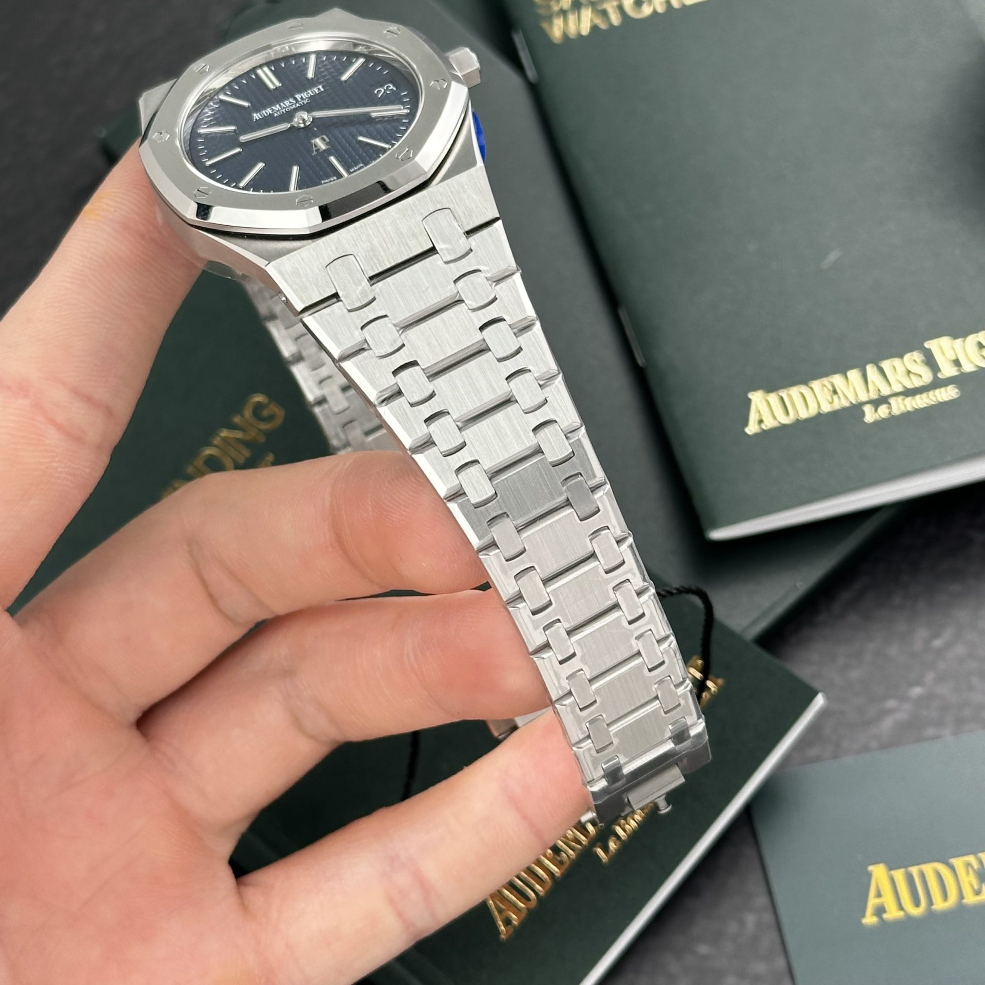 Audemars Piguet Super Clone Watches Royal Oak Jumbo Extra-Thin 15202ST Blue Dial 39mm - Image 5