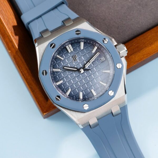 Dong Ho Audemars Piguet Royal Oak Offshore 15605SK Vien Cao Su Xanh Replica Cao Cap 43mm 17 1
