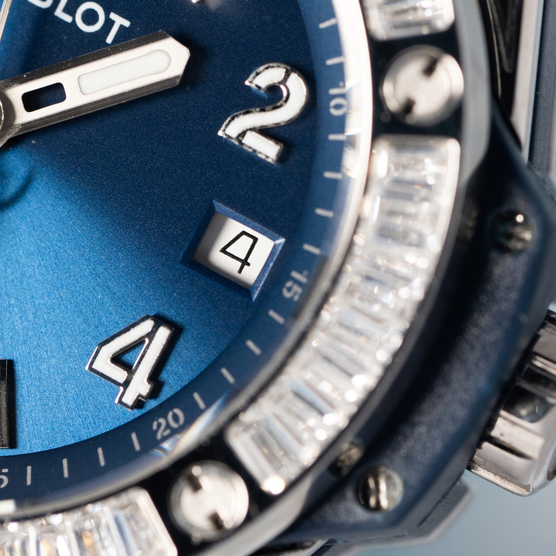 Hublot Replica 11 Watch Big Bang One Click Blue With Full Diamond 39mm - Image 5
