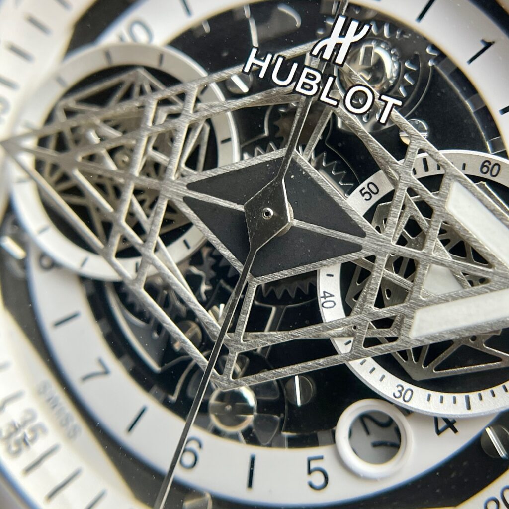Hublot Big Bang Sang Bleu II Super Clone Watch White Ceramic Rubber Strap 45mm - Image 4