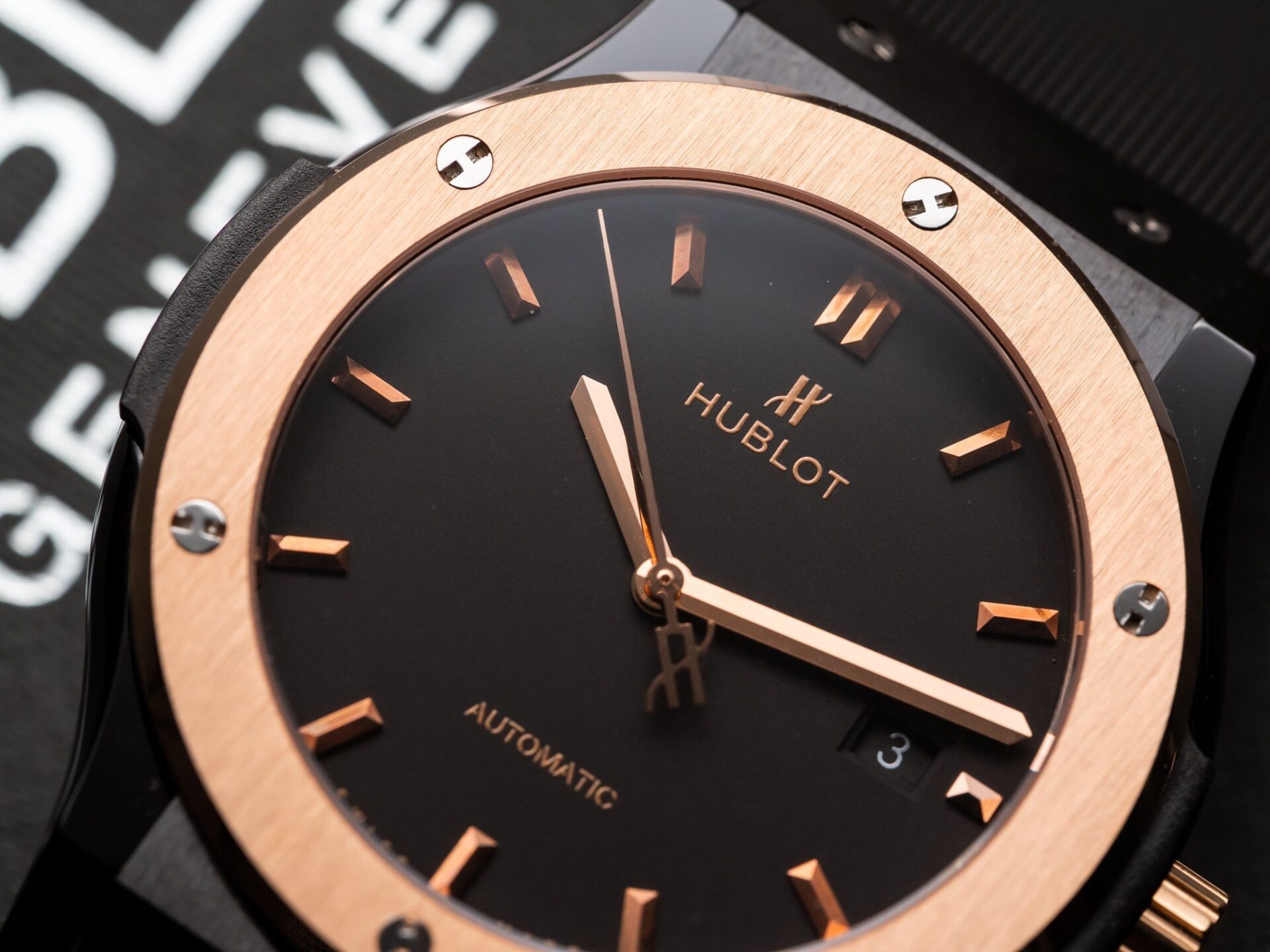 Hublot Replica Watch Ceramic Demi Rose Rubber Strap 42mm - Image 3