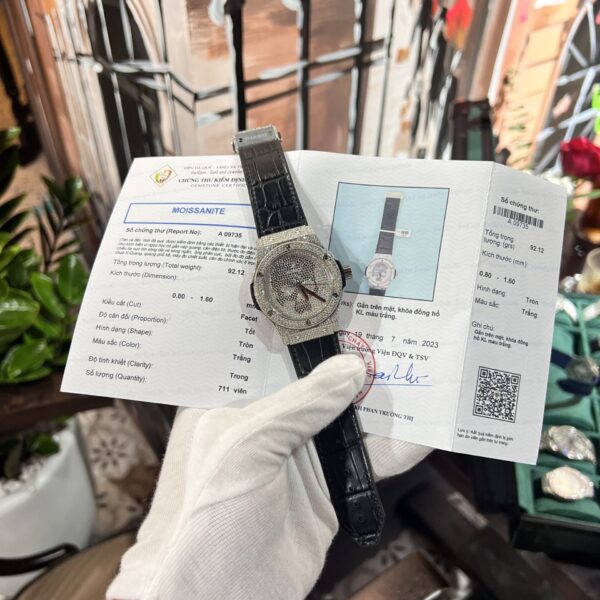 Dong Ho Hublot Classic Fusion Dinh Moissanite Dau Lau Nam 42mm 4 1