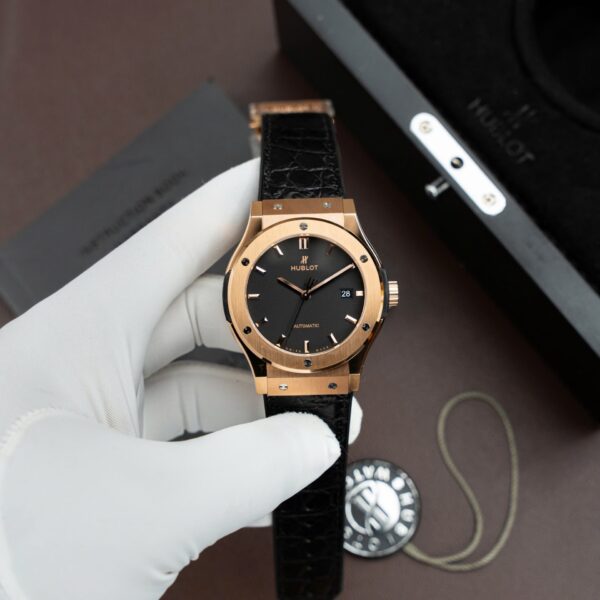 Dong Ho Hublot Classic Fusion King Gold Replica 11 Mau Den May SW300 Thuy Sy Day Ca Sau 42mm 7 1