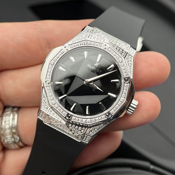 Dong Ho Hublot Classic Fusion Orlinski Full Diamonds Replica 11 40mm 7 scaled 1