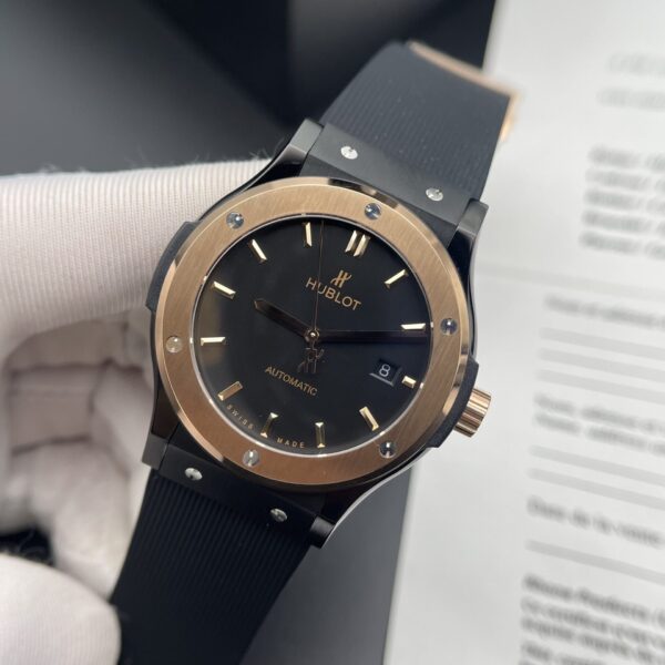 Dong Ho Hublot Classic Fusion Super Fake 11 Ceramic Demi HB 42mm 7 scaled 1