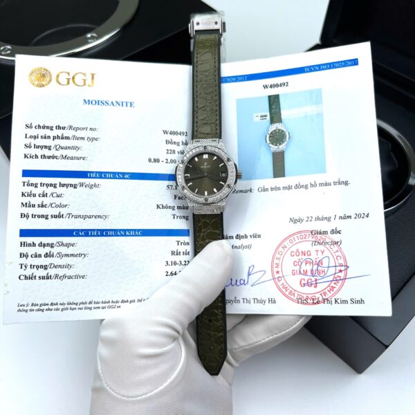 Dong Ho Hublot Classic Fusion Titanium Che Tac Dinh Kim Cuong Moissanite Mau Xanh La Cay 33mm 5 1