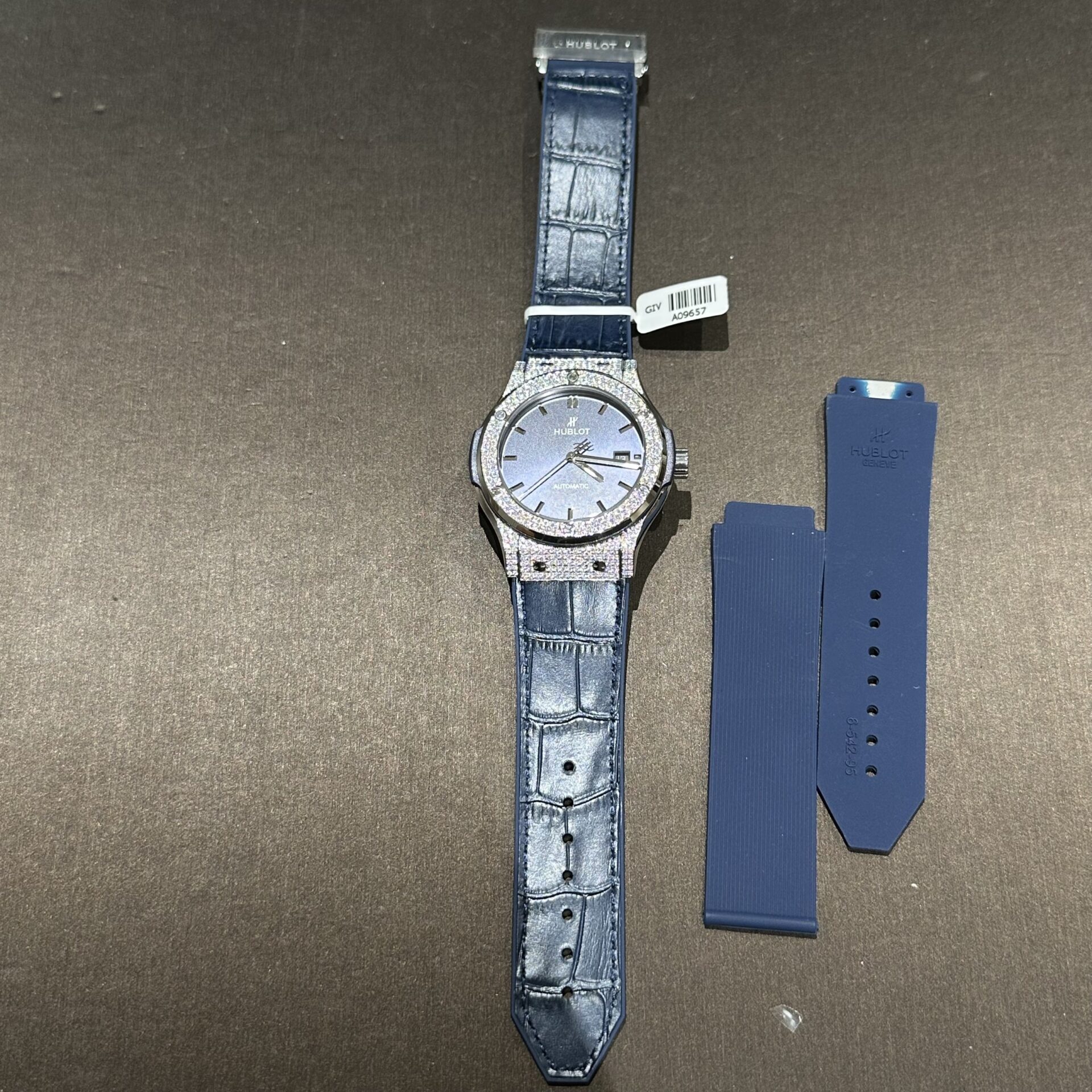 Hublot Replica Watch With Full Diamond Moissanite Diamonds Blue Dial 42mm - Image 2