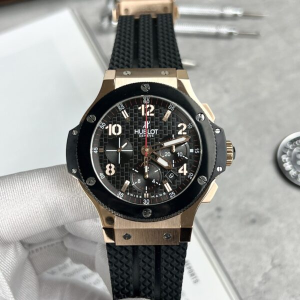 Dong Ho Nam Hublot Big Bang King Gold Vien Den Fake 11 44mm 1 scaled 1