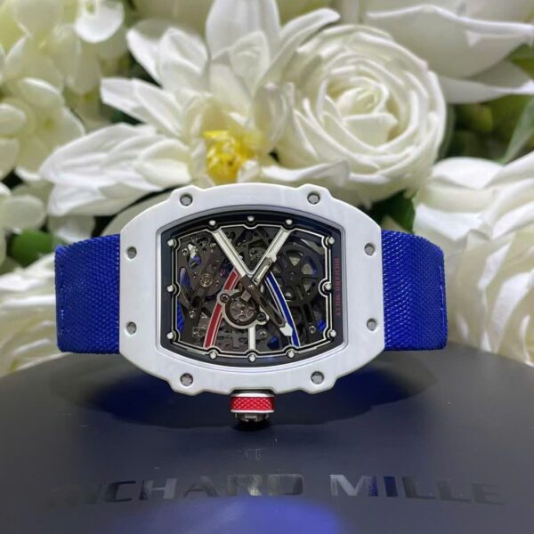Dong Ho Richard Mille Che Tac RM67 02 Vo Carbon Mau Trang Sieu Nhe Trong Luong 37 Grams 38.7×47 5 1