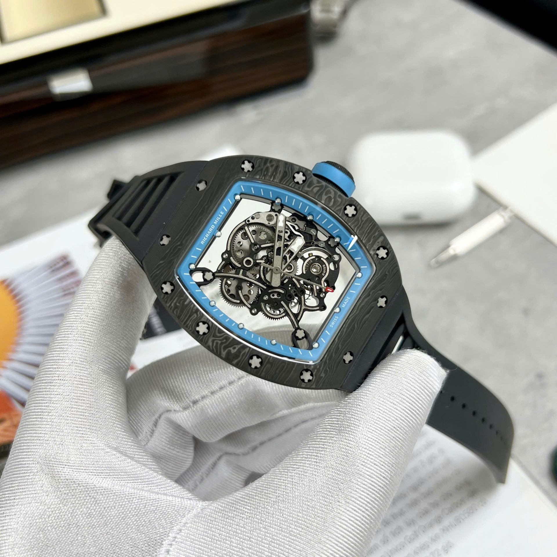 Richard Mille RM055 Super Clone Watch Full Carbon Case Rubber Strap 45mm - Image 2