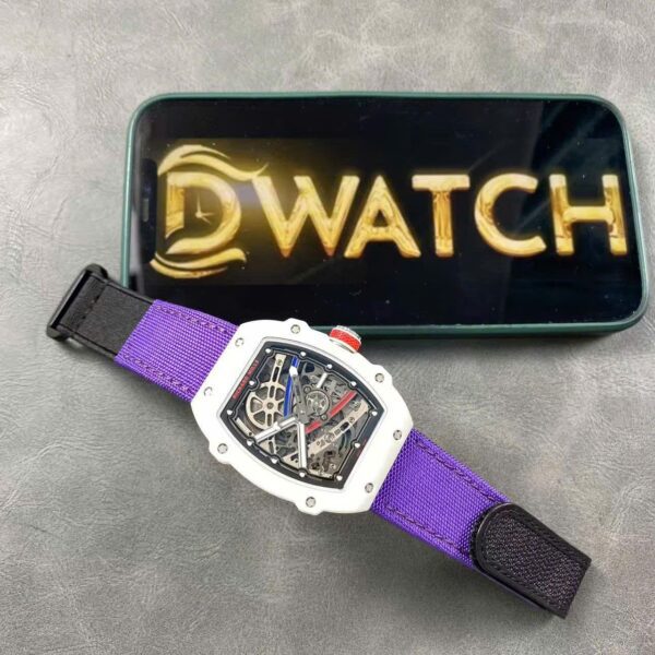 Dong Ho Richard Mille RM67 02 Che Tac Vo Carbon Trang Sieu Nhe 37 Grams 38.7×47 11 1