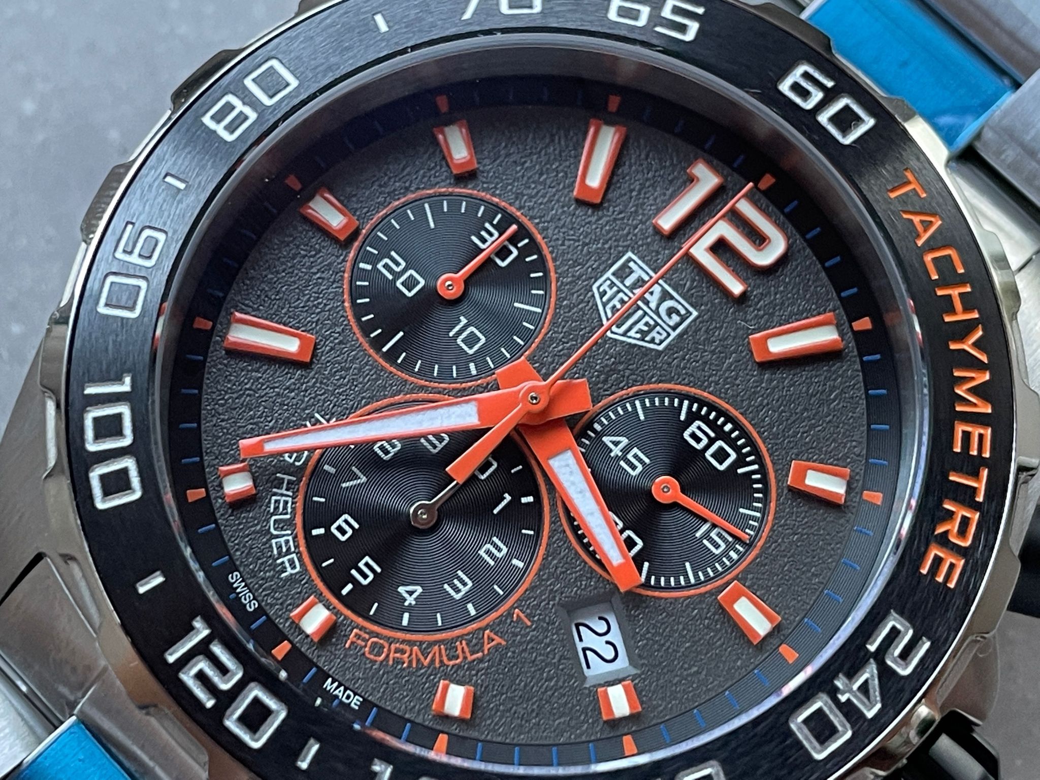 TAG Formula 1 Chronograph CAZ101AH.BA0842 43mm OGF SS Strap Grey Orange Dial - Image 3