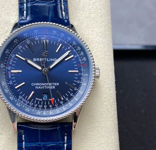 Dong Ho Breitling Navitimer Replica Nam Day Da Mau Xanh Duong BLS 41mm 8 768x576 1