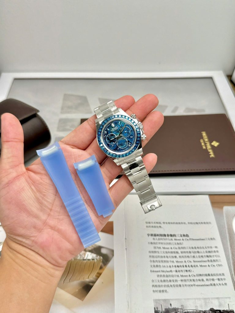 Rolex Daytona Arolla Challenge Blue Dial Skeleton 40mm Super Clone - Image 4