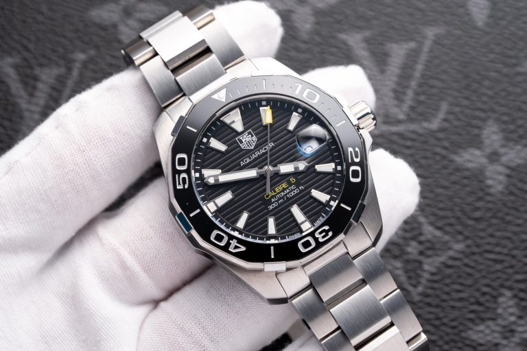 Tag Heuer Aquarace Super Clone Watch Black Dial Metal Strap 41mm