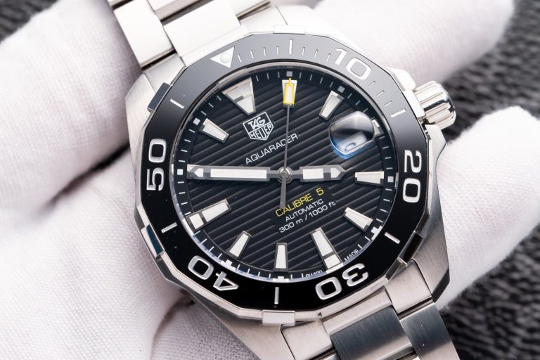 Tag Heuer Aquarace Super Clone Watch Black Dial Metal Strap 41mm - Image 3