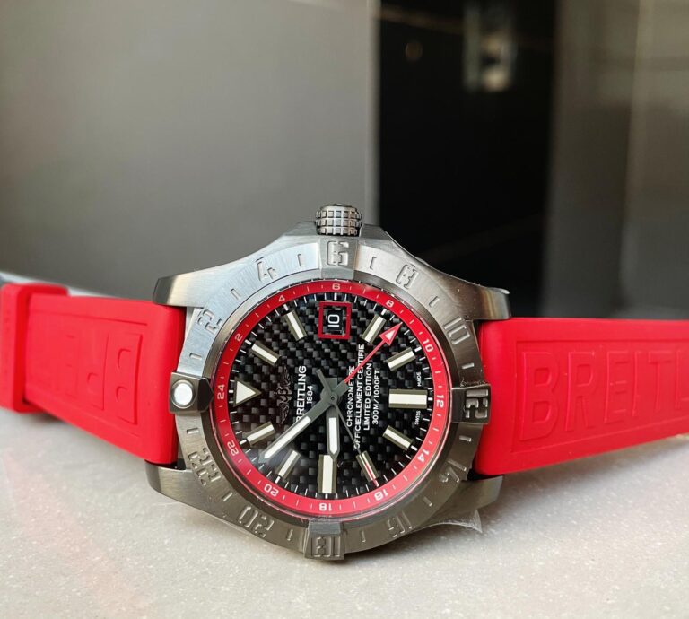 Breitling Avenger GMT SS GF 1:1 Best Edition Black Dial Stick Markers on RED rubber Strap A2836 V2 limited edition - Image 5