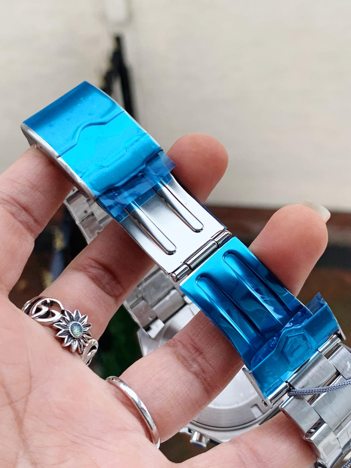 TAG HEUER FORMULA 1 SERIES BLUE DIAL SUPER CLONE - Image 5