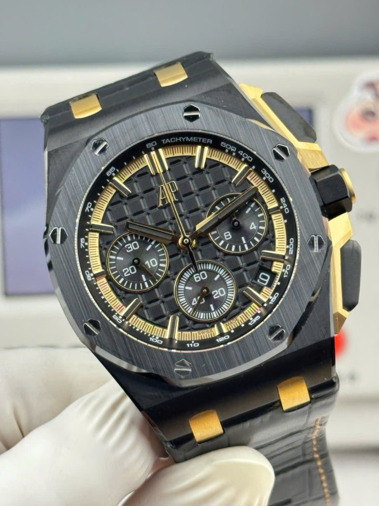 Audemars Piguet Royal Oak Offshore Chronograph 26420CE Black Ceramic Automatic Movement 43mm - Image 4