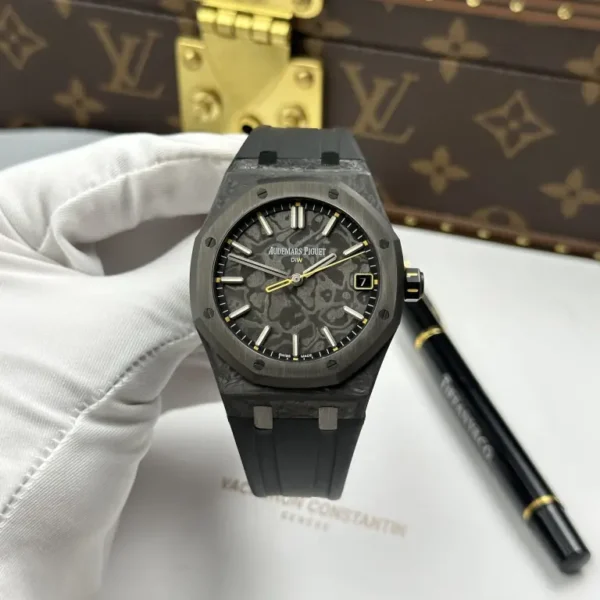 Dong Ho Audemars Piguet Royal Oak DiW 15500 Replica 11 Vo Carbon Kim Giay Mau Vang 41mm 15 768x768.jpg