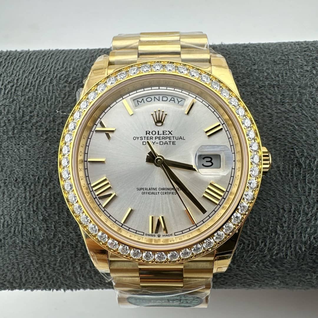 Yellow Gold Day-Date 40 Silver Roman Dial with Diamond Bezel Model No.228348RBR