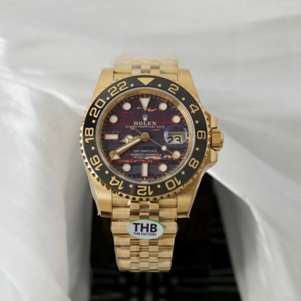 Dong Ho Rolex GMT Master II 126718GRNR Replica 11 Mat Da Mat Ho Xuong THB 40mm 15 1399x1536 1
